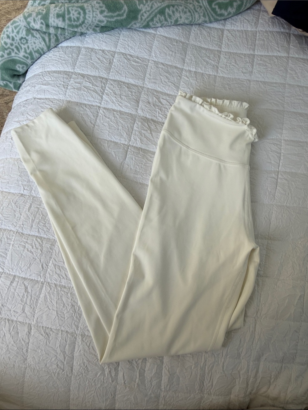Ivory Ruffle-Trim Activewear Set - Picture 5 of 6